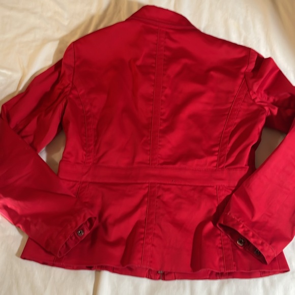 Jones New York Women’s Red Cropped Jacket Size Petite Small - Picture 8 of 8